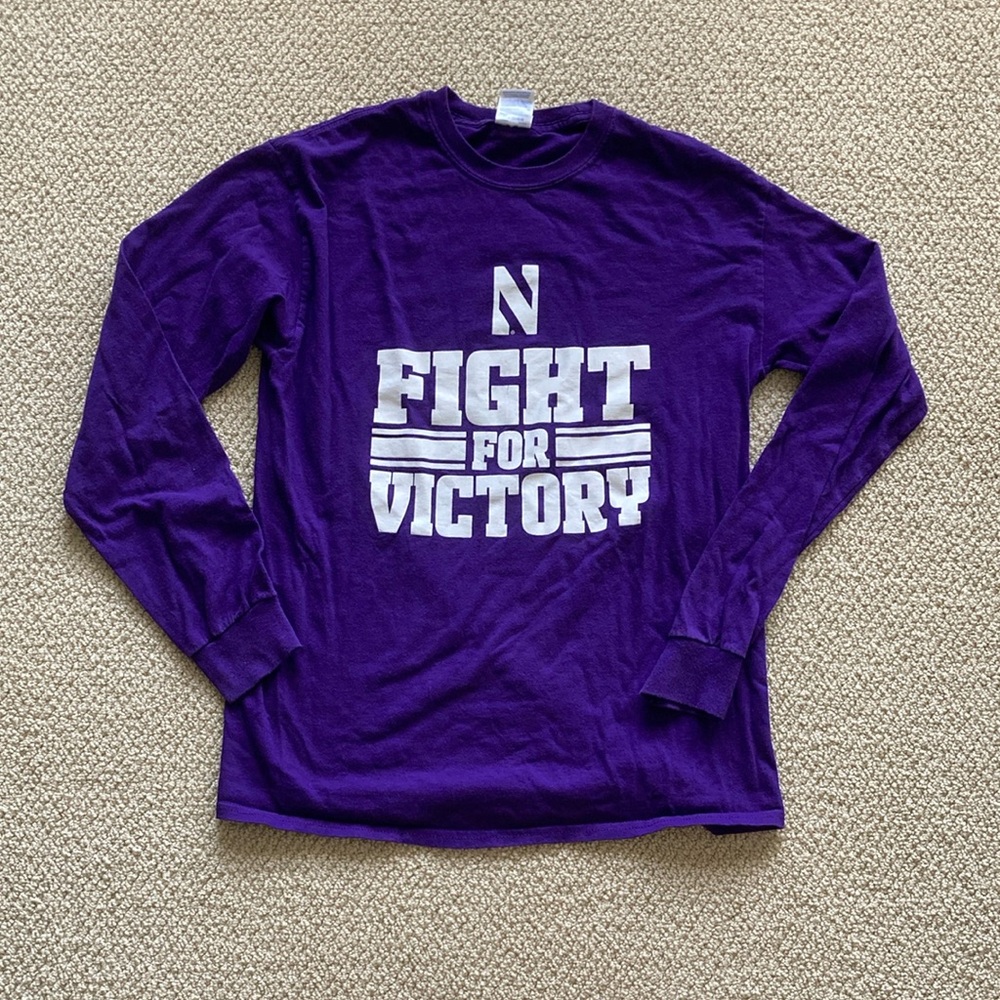 Gildan Northwestern Fight For Victory Long Sleeve T-Shirt Men’s Medium Unisex